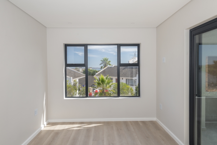 3 Bedroom Property for Sale in Country Club Western Cape